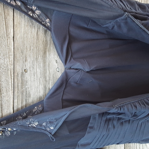 Adrianna Papell Occasions blue formal dress size 6 - Picture 6 of 16